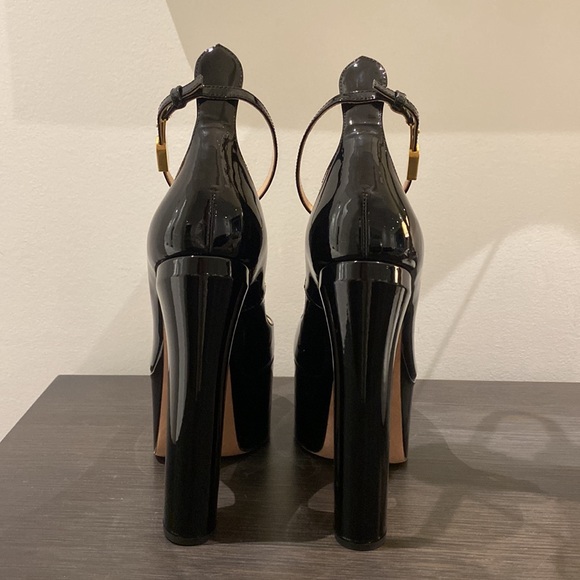 VALENTINO GARAVANI - TAN-GO PLATFORM PUMP IN PATENT LEATHER 155 MM - Picture 5 of 7